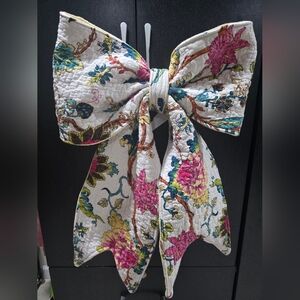 Floral Quilted Bow Reversable
